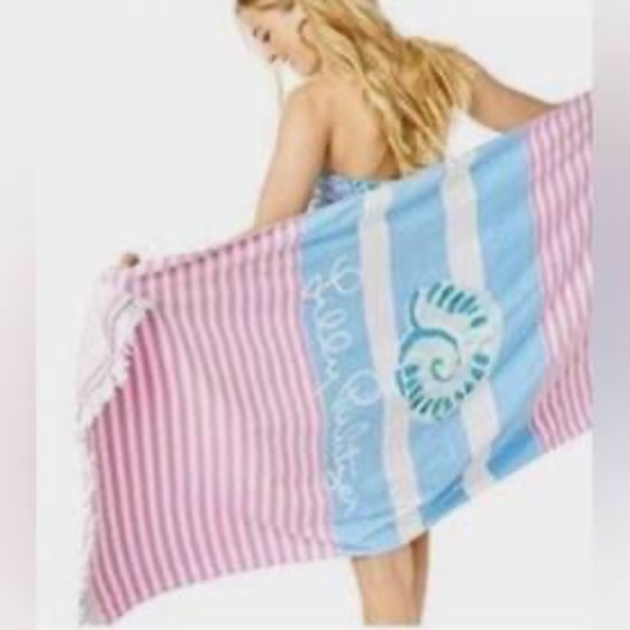 NWT Lilly Pulitzer Beach Towel